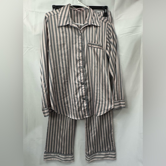 Victoria's Secret Gray and Pale Pink Striped Pajama Set - Picture 7 of 10